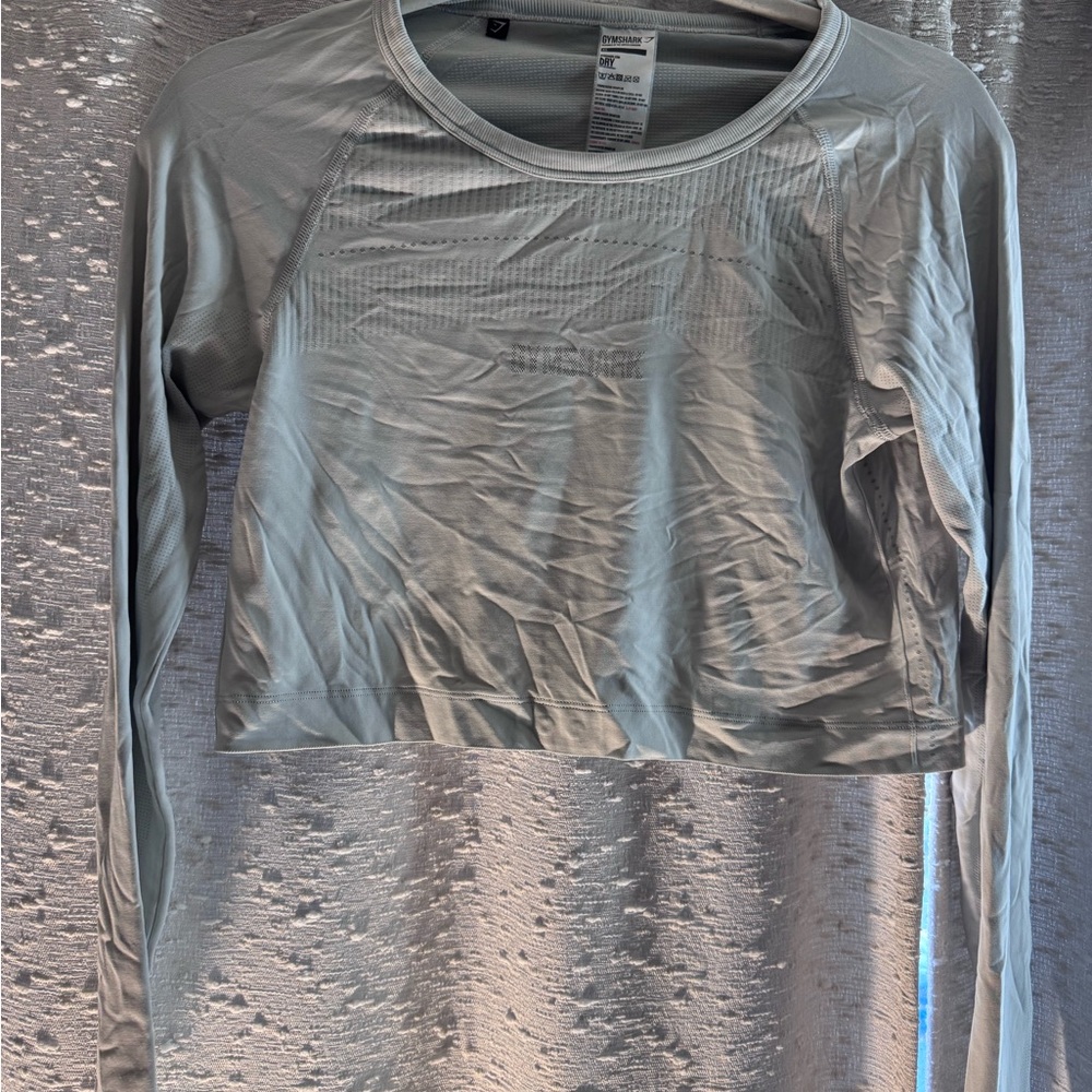 Gymshark Light Gray Long-Sleeve Crop Top